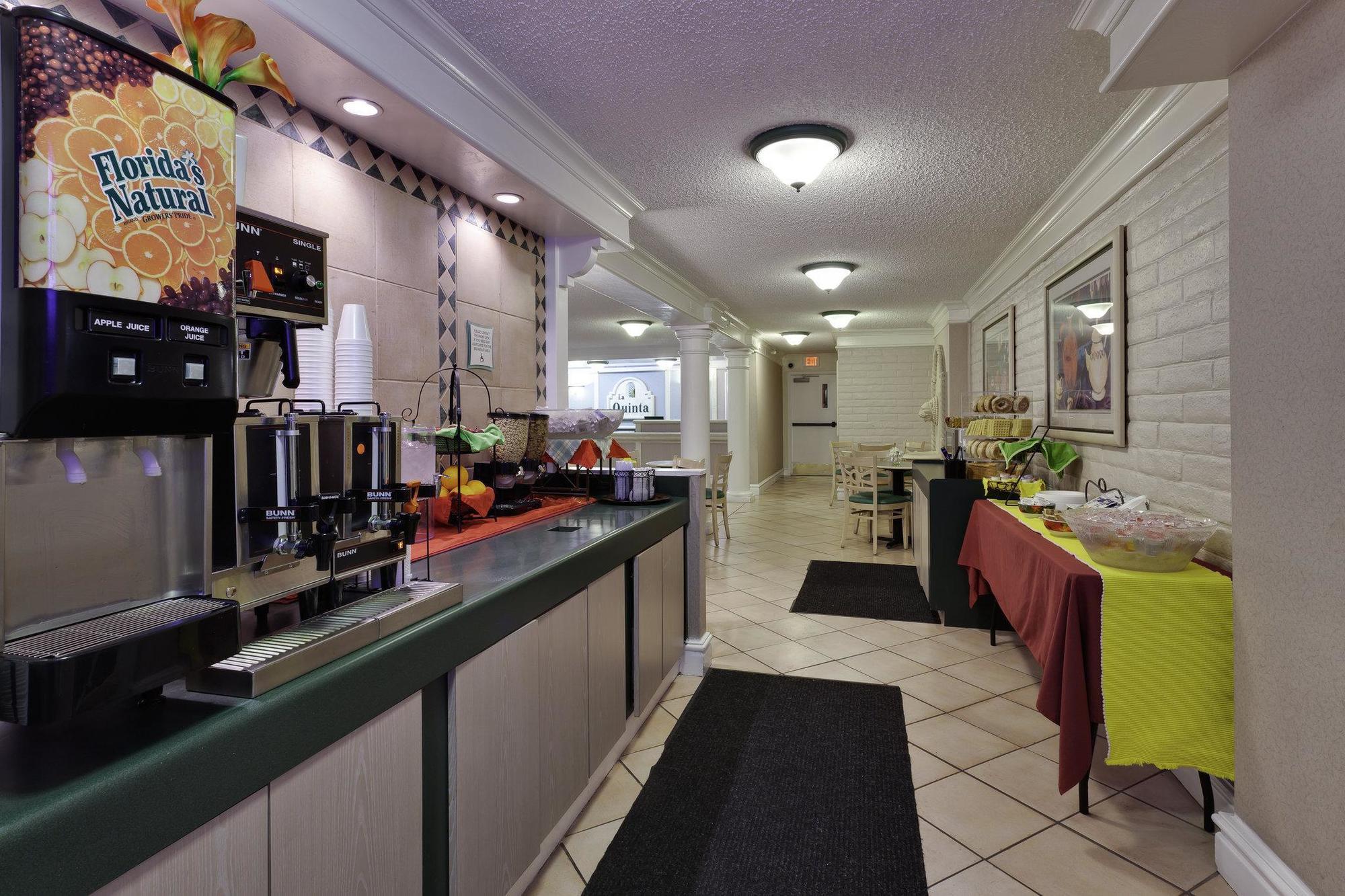 La Quinta Inn By Wyndham Sacramento North Carmichael Εξωτερικό φωτογραφία