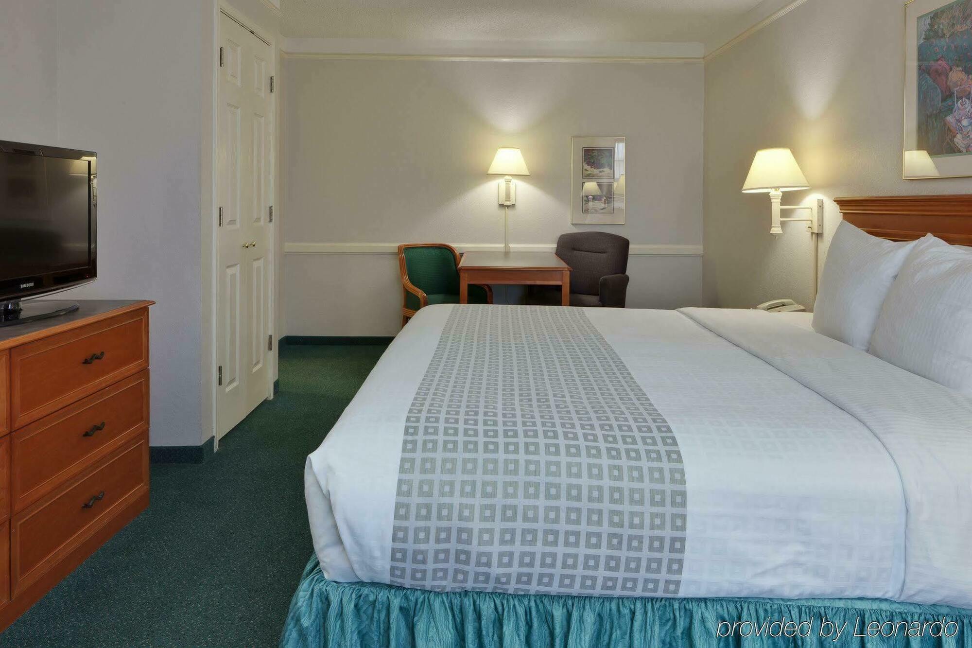 La Quinta Inn By Wyndham Sacramento North Carmichael Εξωτερικό φωτογραφία